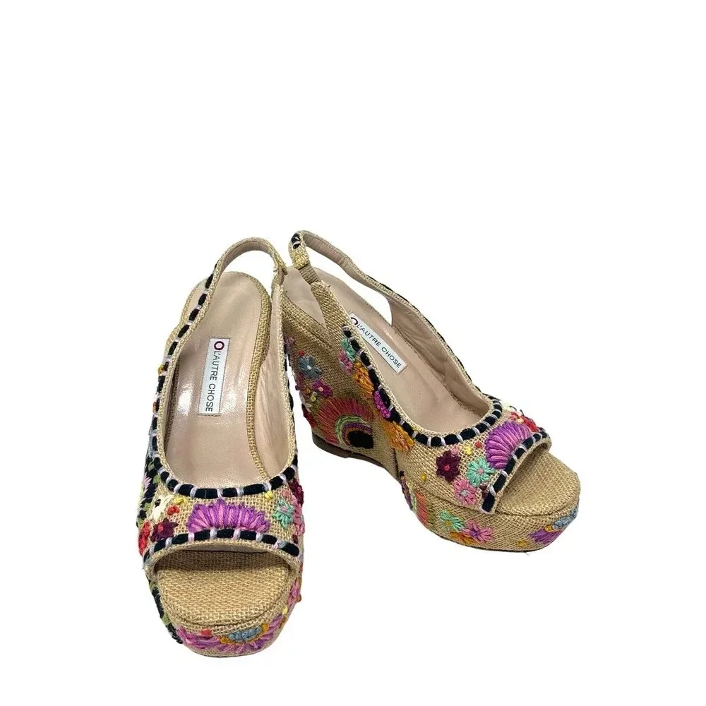 L'AUTRE CHOSE Floral Embroidered Wedge Sandals‎ Size 37 / US 6.5